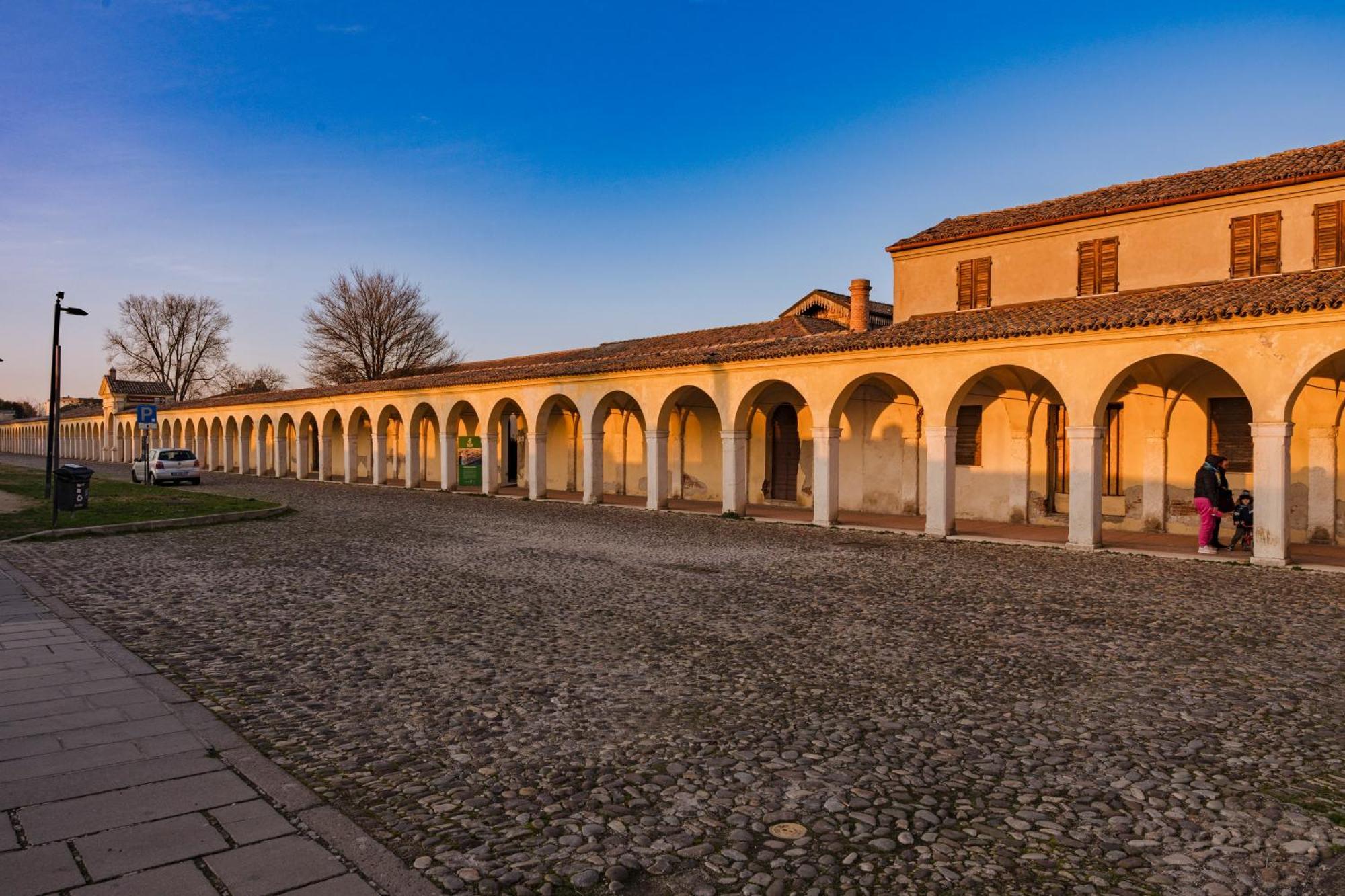 Bed and Breakfast La Loggia à Comacchio Extérieur photo