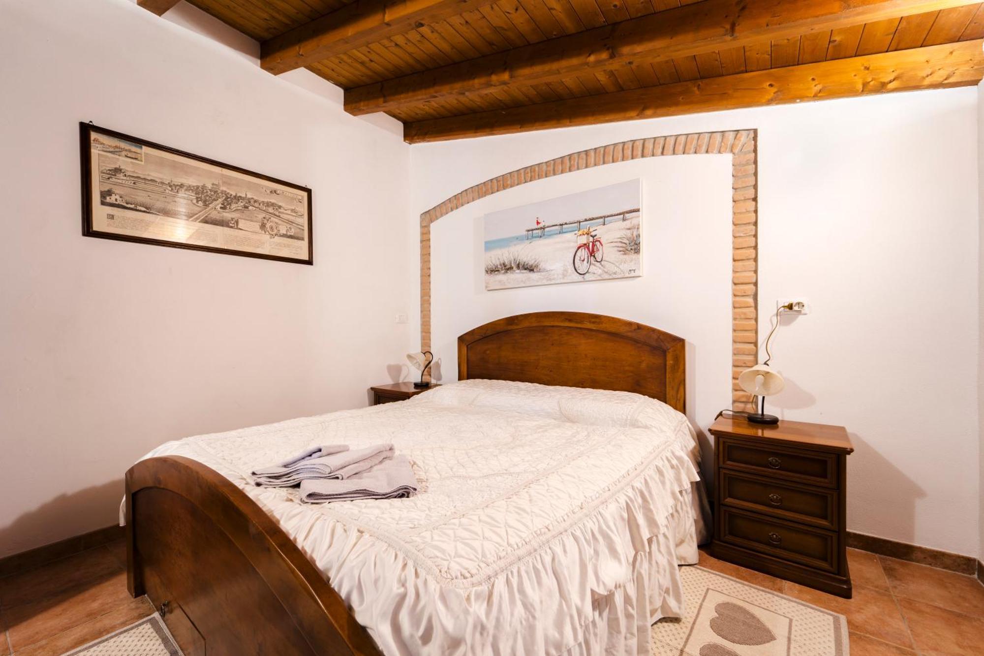 Bed and Breakfast La Loggia à Comacchio Extérieur photo
